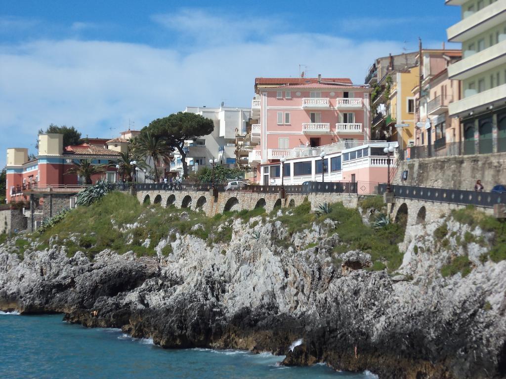 Albergo Tirreno Marina di Camerota Kültér fotó